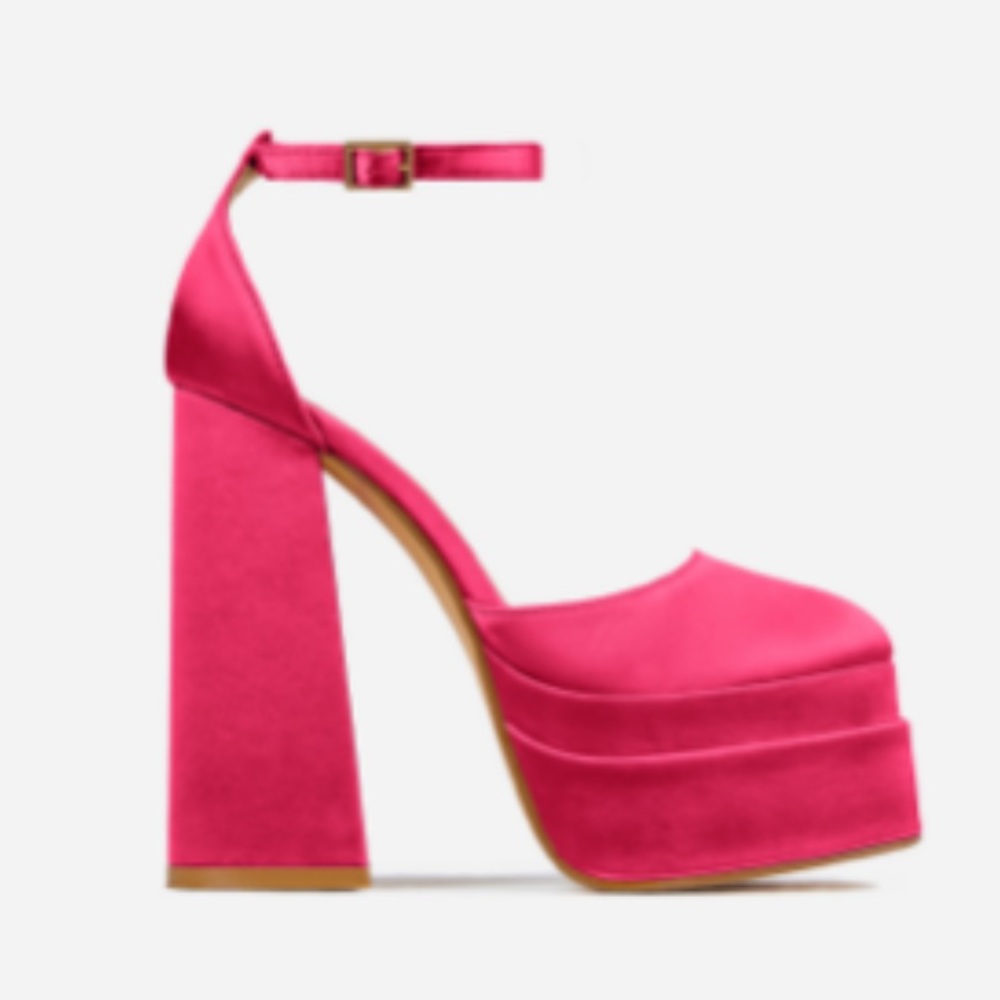 HAPPER CLOSED TOE STATEMENT PLATFORM BLOCK HEEL IN PINK SATIN